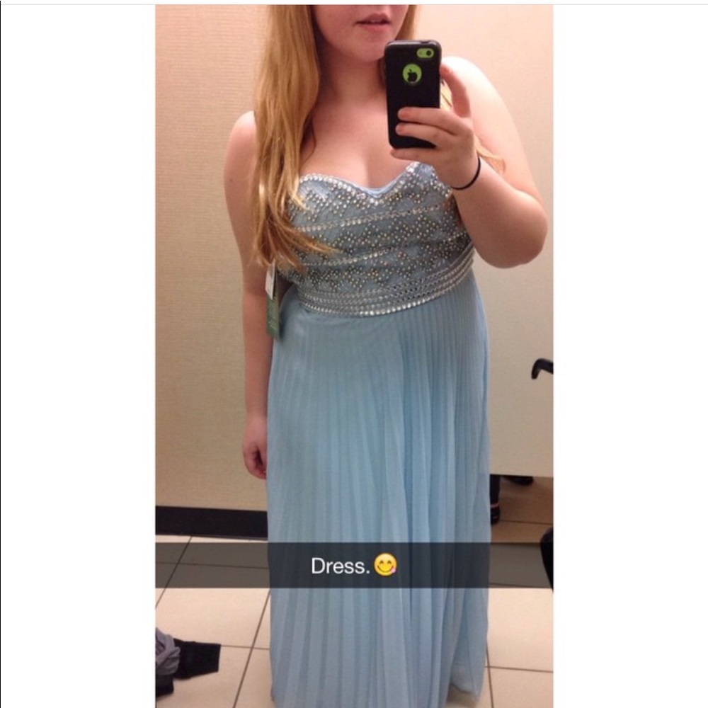 Blue, sleeveless with straps, open back baby blue